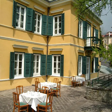 Hotell Solitude 4*